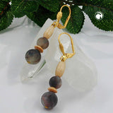 Ohrbrisur Ohrhänger Ohrringe 50mm goldfarben Holzperle natur und Kunststoffperle dunkel-horn