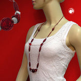 Kette, Rosettenperle rot, silber-matt