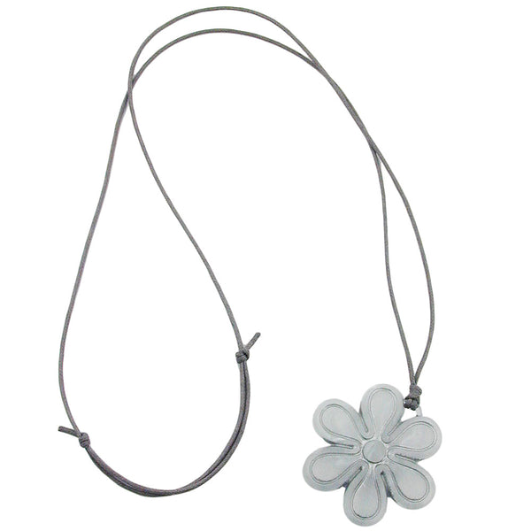Kette, Blume, hellgrau-marmoriert, 80cm