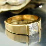Ring mit weißem Zirkonia 3 Mikron vergoldet Ringgröße 56