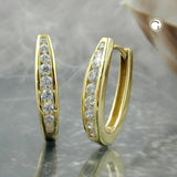 Creole 16x3,5mm Klappscharnier mit Zirkonias 9Kt GOLD
