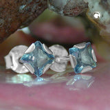 Stecker, 4 synth. Aqua, Viereck, 925